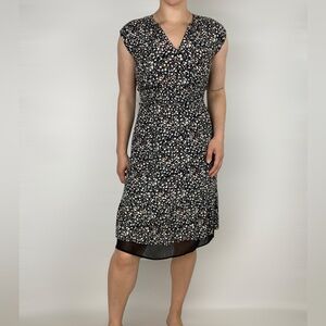 RAILS Ashlyn Floral Smocked Short Sleeve MIDI‎ Dress V Neck Casual